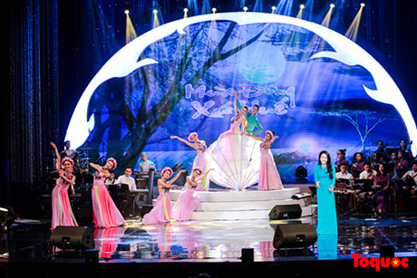 http://netcodo.com.vn/media/images/vanviet/Hue24h/Van-Hoa/Chuongtrinh-MuaDongxuHue-2-TQO.jpg