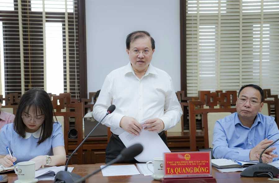 Bộ Văn hóa, Thể thao và Du lịch làm việc với UBND thành phố Huế về Đề án “Thành phố Nhiếp ảnh Việt Nam”