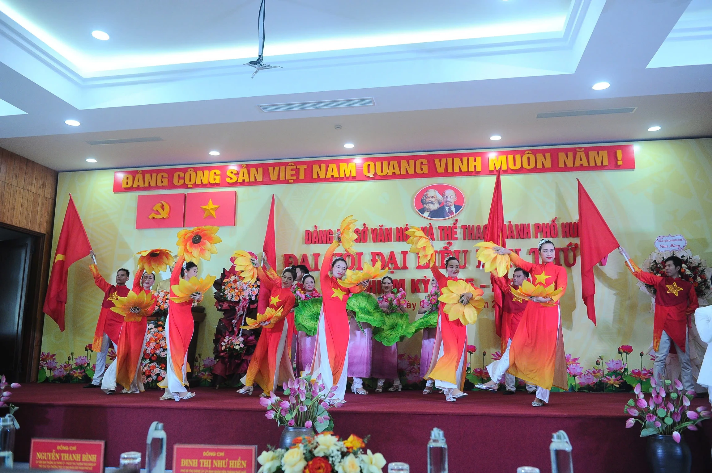 ĐẠI HỘI ĐẠI BIỂU ĐẢNG BỘ SỞ VĂN HÓA VÀ THỂ THAO LẦN THỨ IV, NHIỆM KỲ 2025–2030 DIỄN RA THÀNH CÔNG TỐT ĐẸP