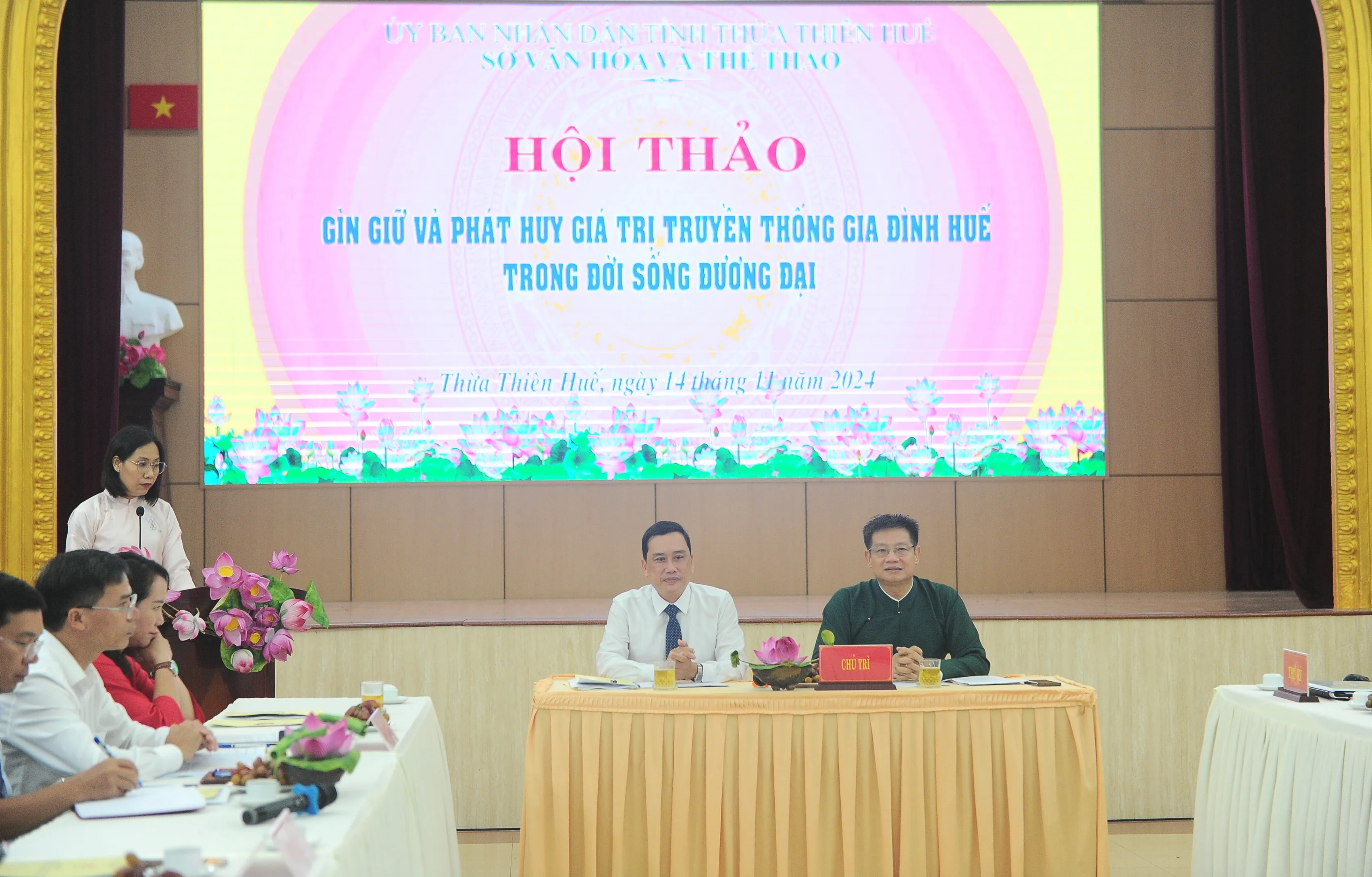 Hội thảo "Gìn giữ và phát huy giá trị truyền thống gia đình Huế trong đời sống đương đại”