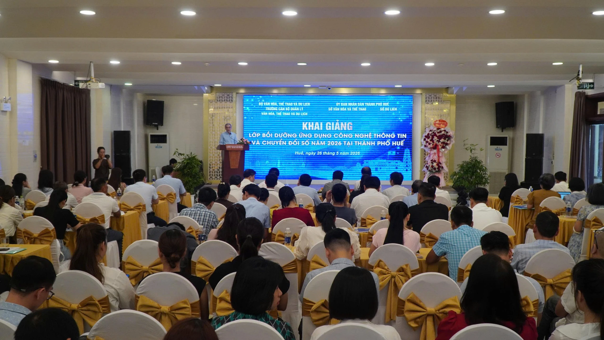 Khai mạc Lớp Bồi dưỡng ứng dụng công nghệ thông tin và chuyển đổi số ngành Văn hóa, Thể thao và Du lịch năm 2026