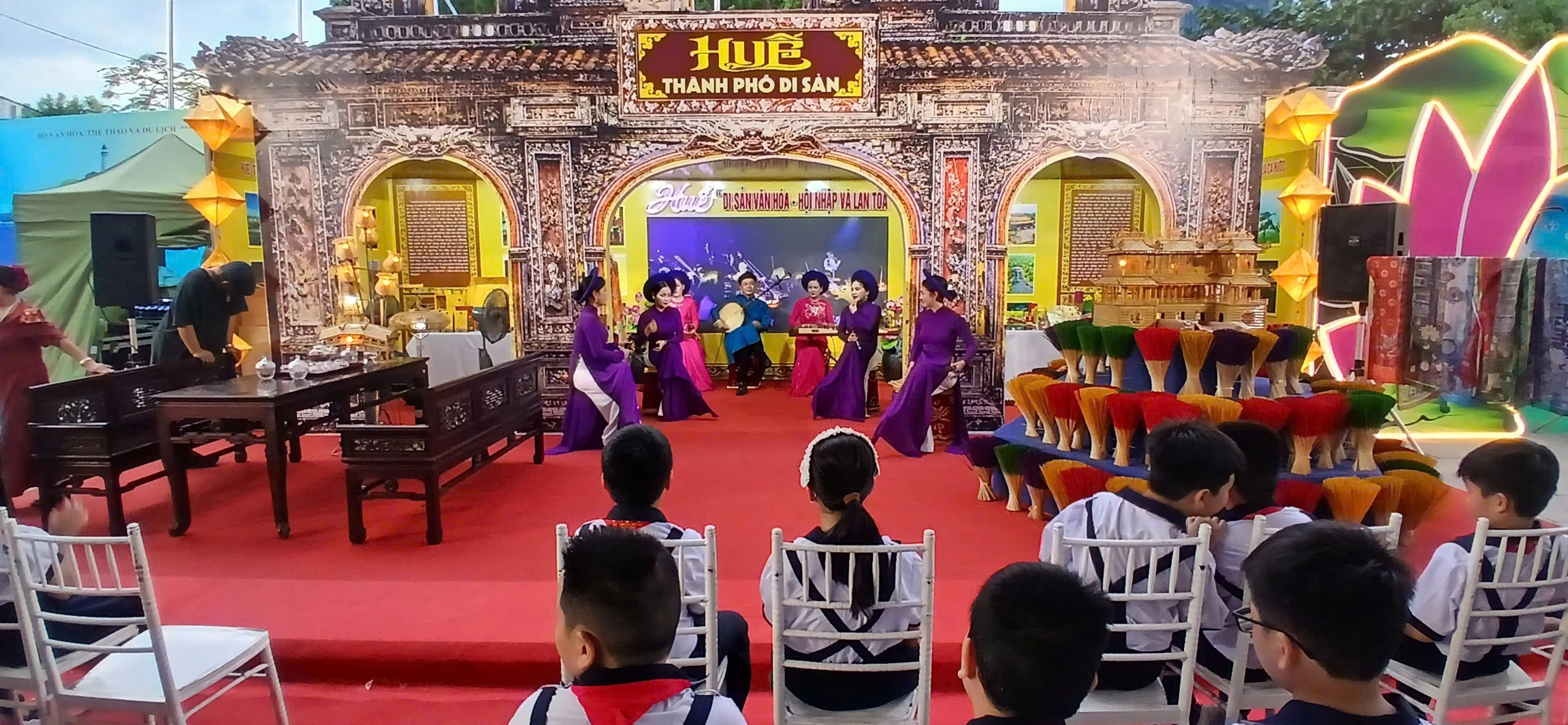 Lan toả Di sản văn hoá Huế tại phố biển Quy Nhơn