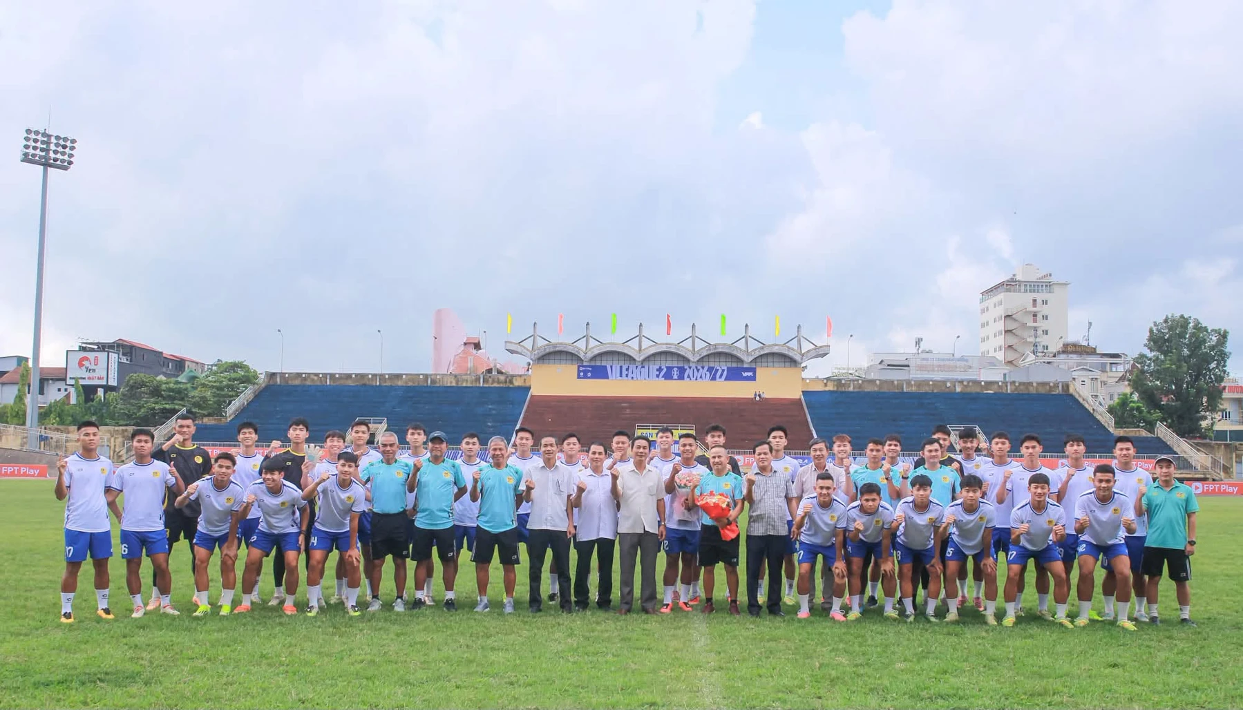 Lãnh đạo Sở văn hóa, Thể thao và D ulịch gặp mặt, động viên CLB Bóng đá Huế trước mùa giải mới