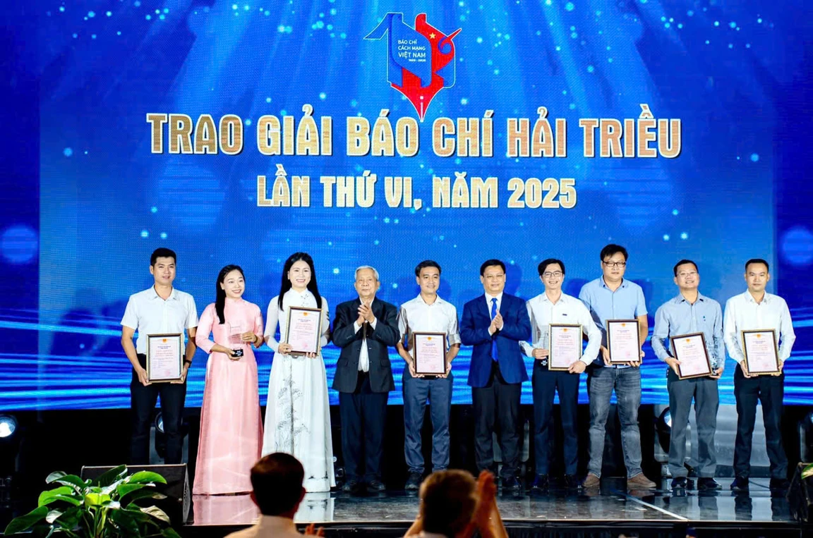 Lễ trao giải Báo chí Hải Triều lần thứ VI - năm 2025 và Chương trình Gala 'Nhà báo với quê hương' chào mừng kỷ niệm 100 năm Ngày Báo chí Cách mạng Việt Nam (21.6.1925 - 21.6.2025).