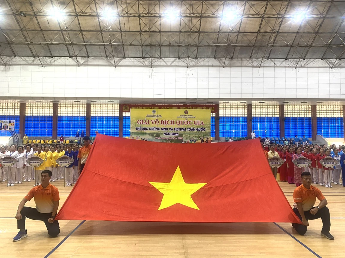 Sôi nổi Khai mạc Giải vô địch quốc gia Thể dục dưỡng sinh và Festival toàn quốc năm 2026 tại thành phố Huế