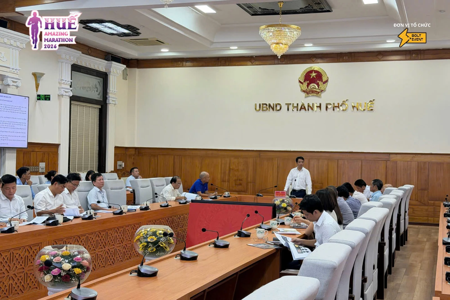 UBND TP. Huế họp triển khai công tác tổ chức chuỗi giải thể thao Aqua Warriors và Huế Amazing Marathon 2026